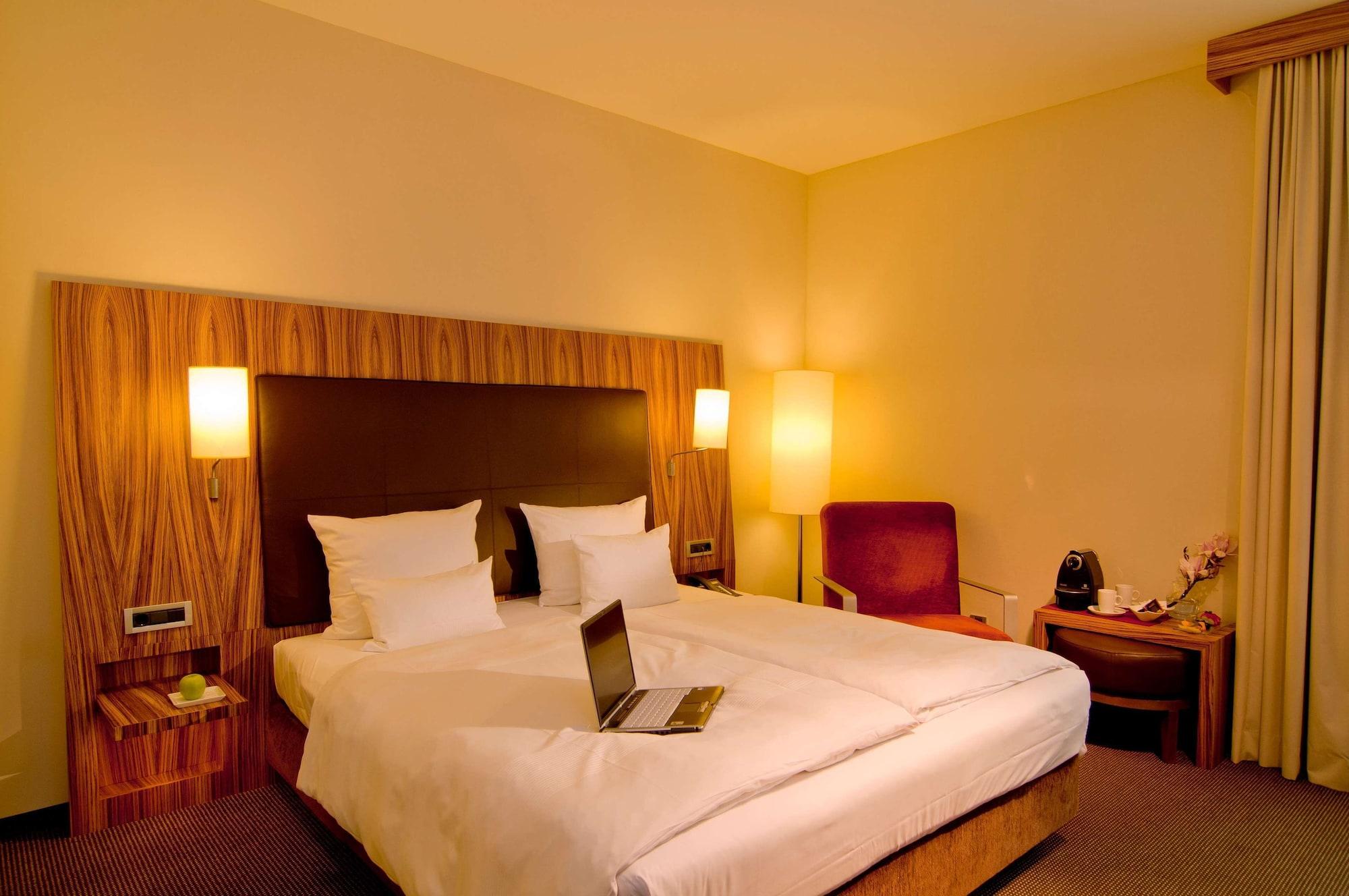 Hotel Achat Herzog Am Dom 4*