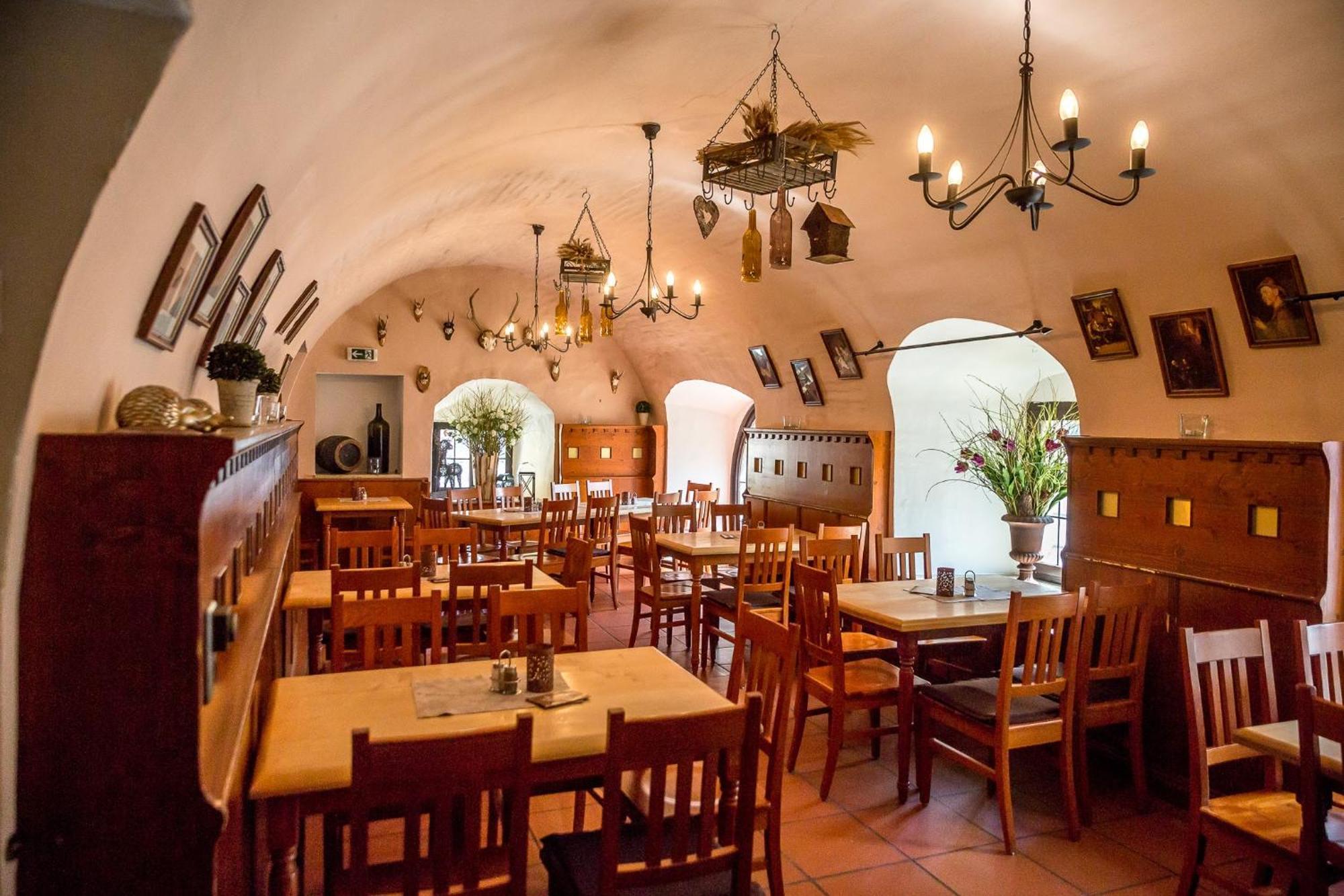 Hotel Achat Herzog Am Dom 4*