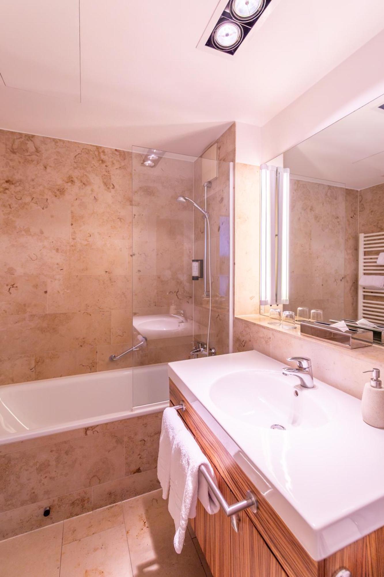 Hotel Herzogshof - Boutique-hotel Am Dom 4*
